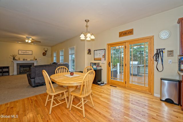 8 Jordan Lane, Glenville, NY 12302