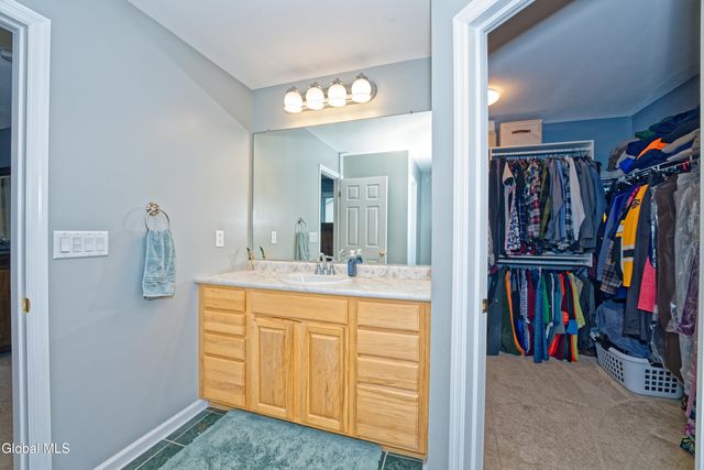 8 Jordan Lane, Glenville, NY 12302