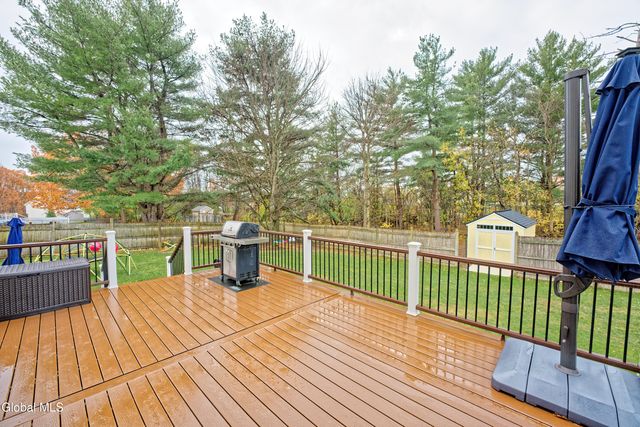 8 Jordan Lane, Glenville, NY 12302