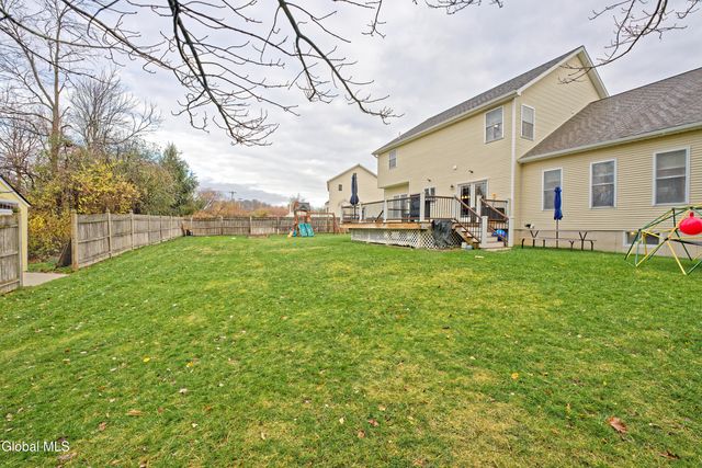 8 Jordan Lane, Glenville, NY 12302