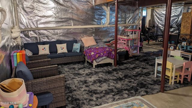 8 Jordan Lane, Glenville, NY 12302