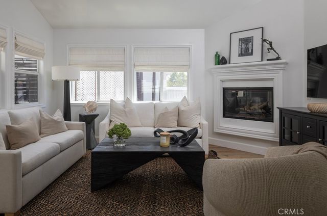 618 Iris B, Corona Del Mar, CA 92625