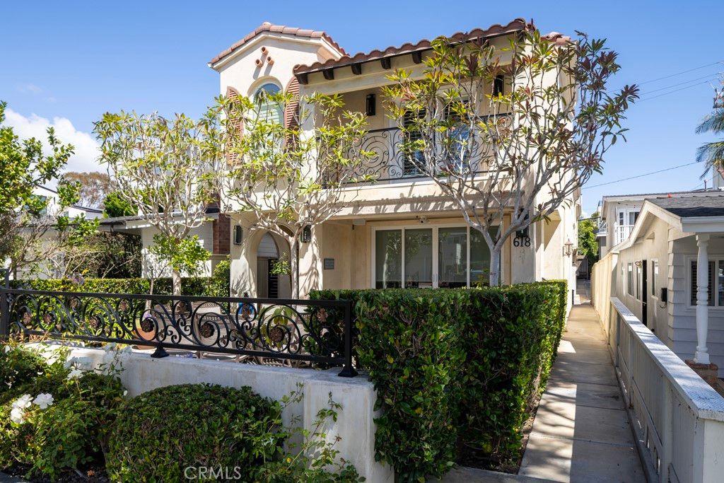 618 Iris B, Corona Del Mar, CA 92625