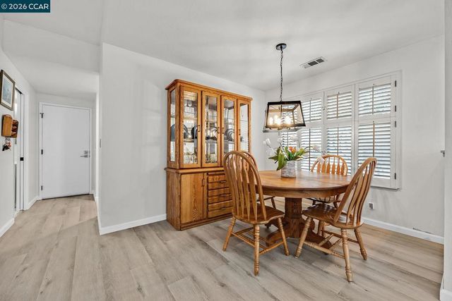 322 Rock Creek Way, Pleasant Hill, CA 94523