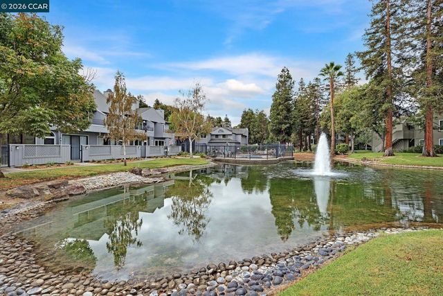 322 Rock Creek Way, Pleasant Hill, CA 94523