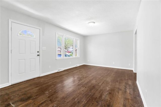 9815 James A Reed Road, Kansas City, MO 64134