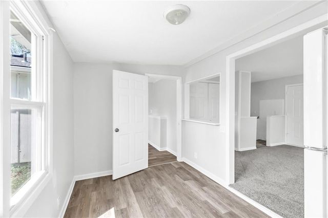 9815 James A Reed Road, Kansas City, MO 64134