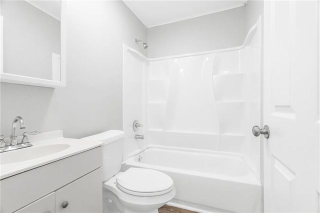 9815 James A Reed Road, Kansas City, MO 64134