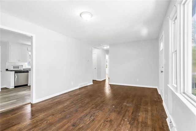 9815 James A Reed Road, Kansas City, MO 64134