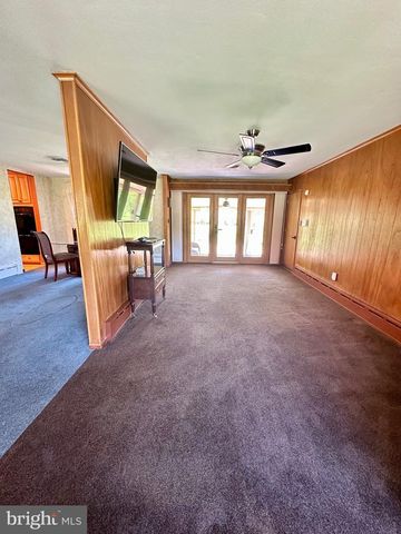 29 DOWNING CIR, Downingtown, PA 19335