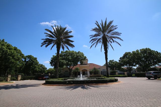 2308 57th Circle 2308, Vero Beach, FL 32966