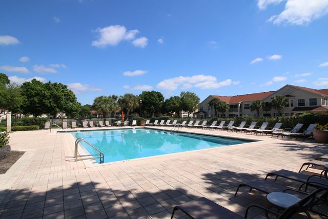 2308 57th Circle 2308, Vero Beach, FL 32966