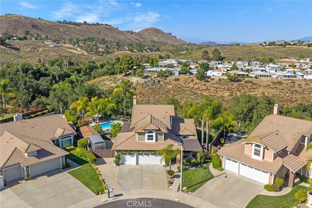 39428 Corte Garboso, Murrieta, CA 92563