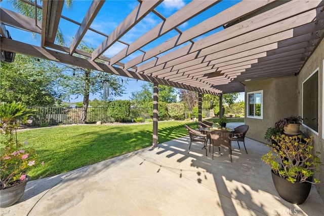 39428 Corte Garboso, Murrieta, CA 92563