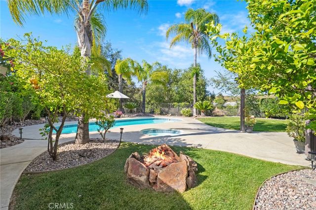 39428 Corte Garboso, Murrieta, CA 92563