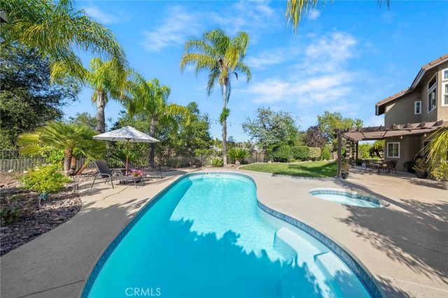 39428 Corte Garboso, Murrieta, CA 92563