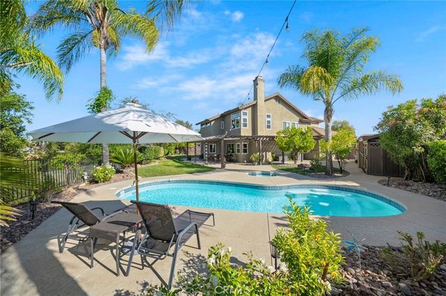39428 Corte Garboso, Murrieta, CA 92563