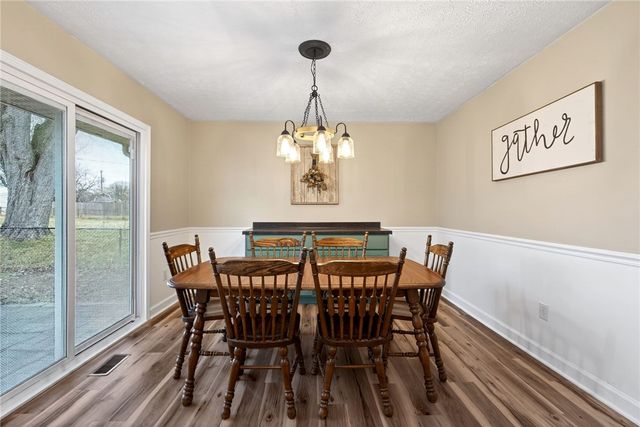 2352 Pembury Drive, Xenia, OH 45385