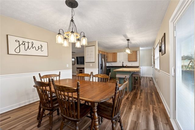 2352 Pembury Drive, Xenia, OH 45385