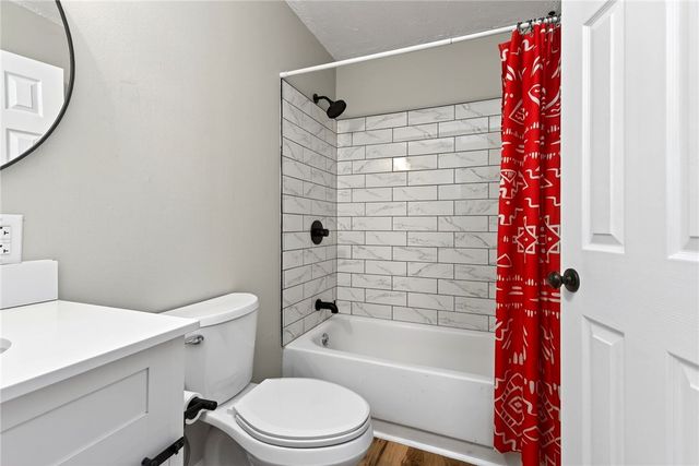 2352 Pembury Drive, Xenia, OH 45385