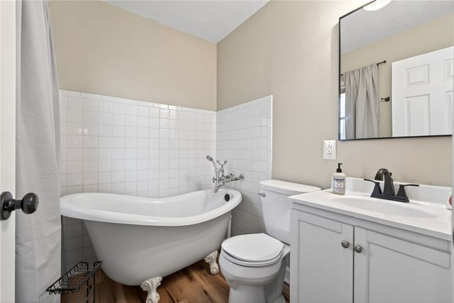 2352 Pembury Drive, Xenia, OH 45385