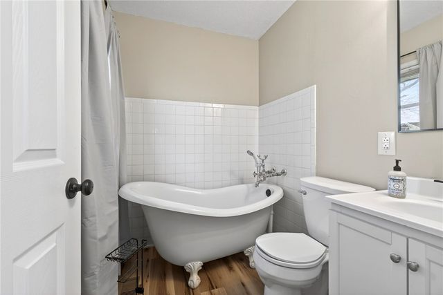 2352 Pembury Drive, Xenia, OH 45385