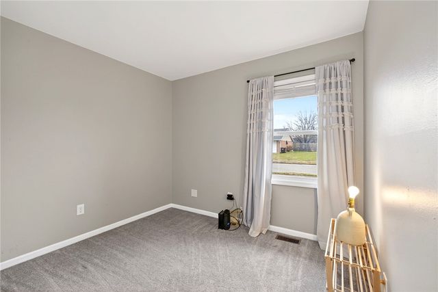 2352 Pembury Drive, Xenia, OH 45385