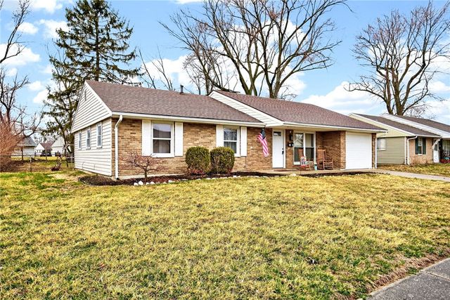 2352 Pembury Drive, Xenia, OH 45385