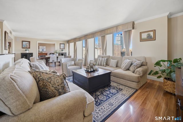 1 Gold Street 17D&E, Hartford, CT 06103