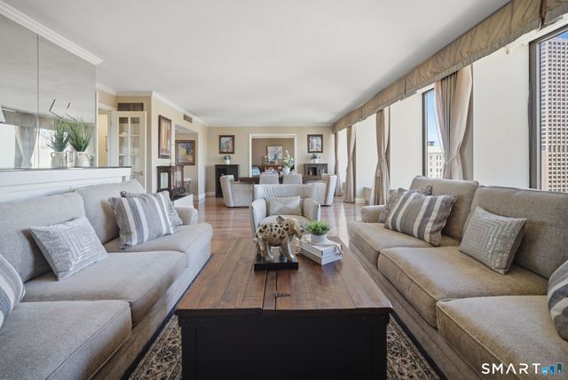 1 Gold Street 17D&E, Hartford, CT 06103