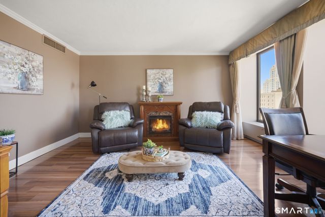 1 Gold Street 17D&E, Hartford, CT 06103