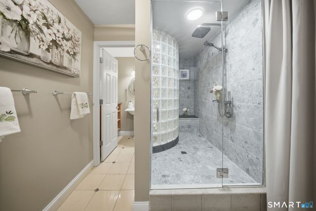 1 Gold Street 17D&E, Hartford, CT 06103