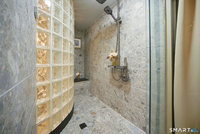 1 Gold Street 17D&E, Hartford, CT 06103