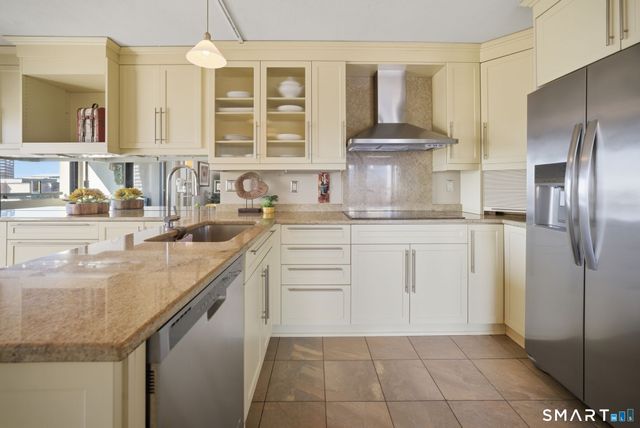 1 Gold Street 17D&E, Hartford, CT 06103