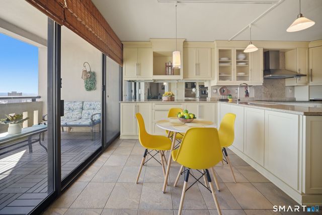 1 Gold Street 17D&E, Hartford, CT 06103