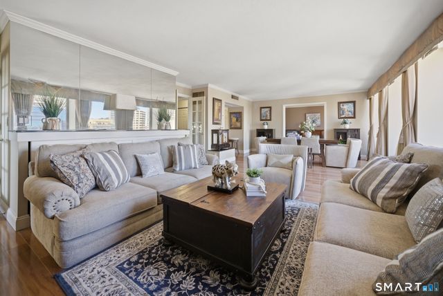 1 Gold Street 17D&E, Hartford, CT 06103