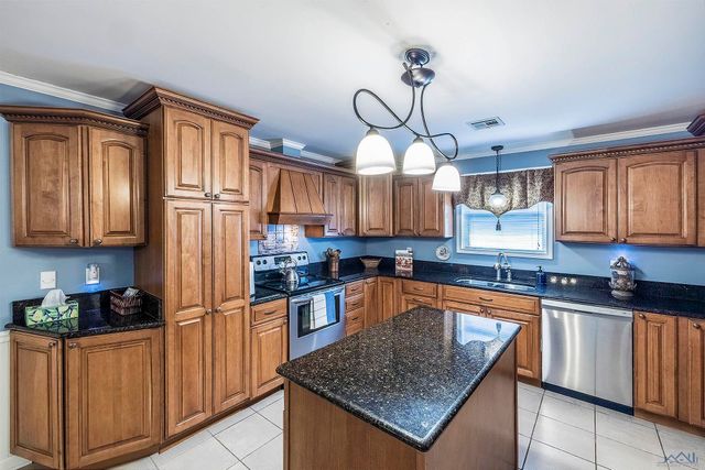 1509 Dr. Beatrous Road, Theriot, LA 70397