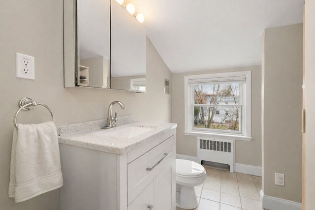 52 Ivan St, Lexington, MA 02420