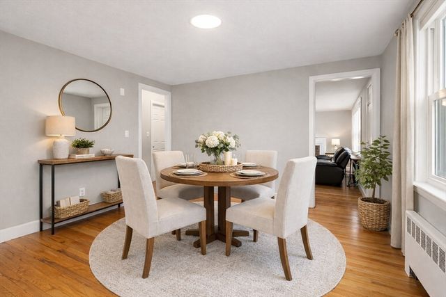 52 Ivan St, Lexington, MA 02420