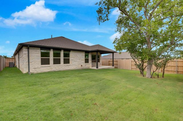 271 Jefferson DR, Kyle, TX 78640