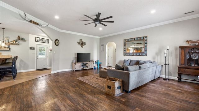 505 VZ CR 2701, Mabank, TX 75147
