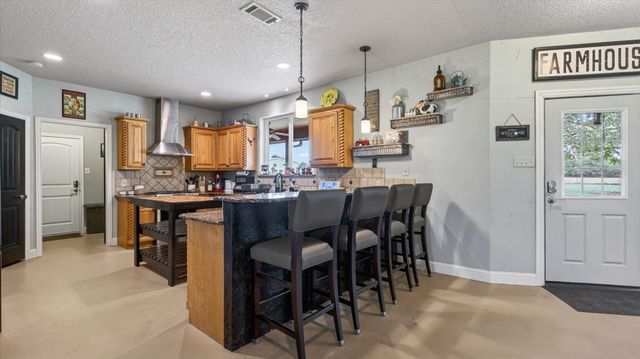 505 VZ CR 2701, Mabank, TX 75147