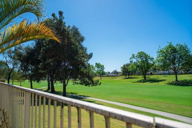 1015 Gleneagles Place, Vista, CA 92081