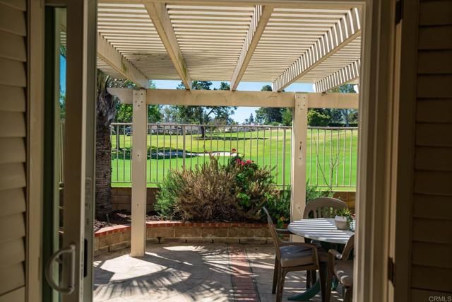 1015 Gleneagles Place, Vista, CA 92081