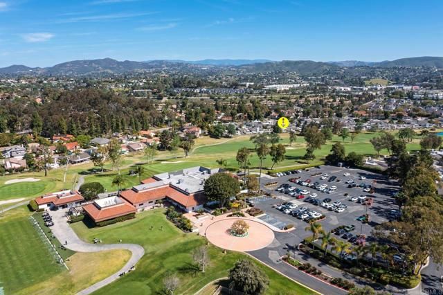 1015 Gleneagles Place, Vista, CA 92081