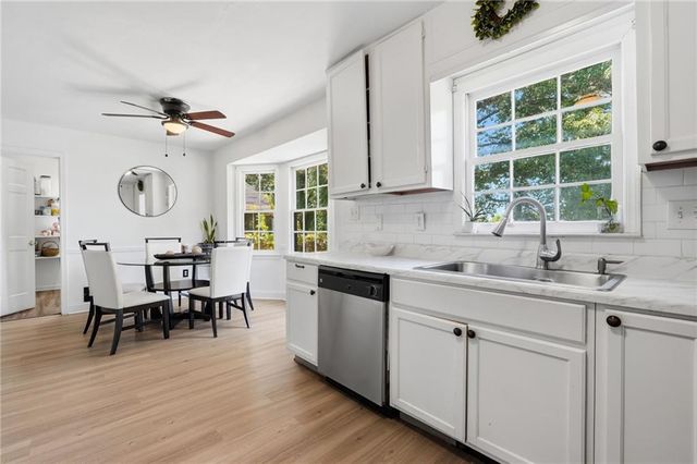 2555 Waterford Park Drive, Lawrenceville, GA 30044