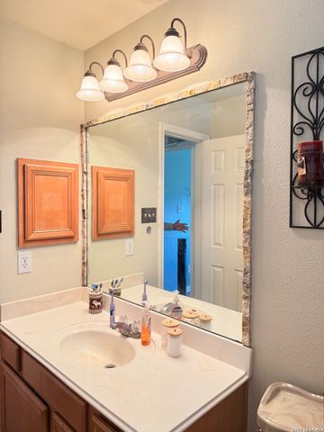 21750 Thunder Basin, San Antonio, TX 78261