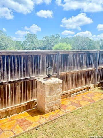 21750 Thunder Basin, San Antonio, TX 78261