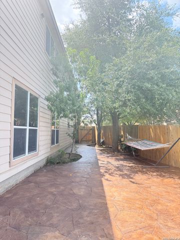 21750 Thunder Basin, San Antonio, TX 78261