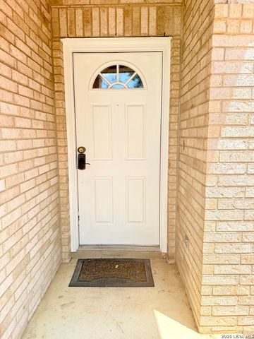 21750 Thunder Basin, San Antonio, TX 78261
